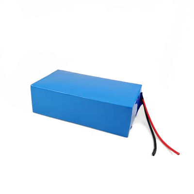 Scarico principale Rate Rechargeable Lithium Ion Battery della batteria al litio 32650 dell'iluminazione pubblica 12v 35ah alto